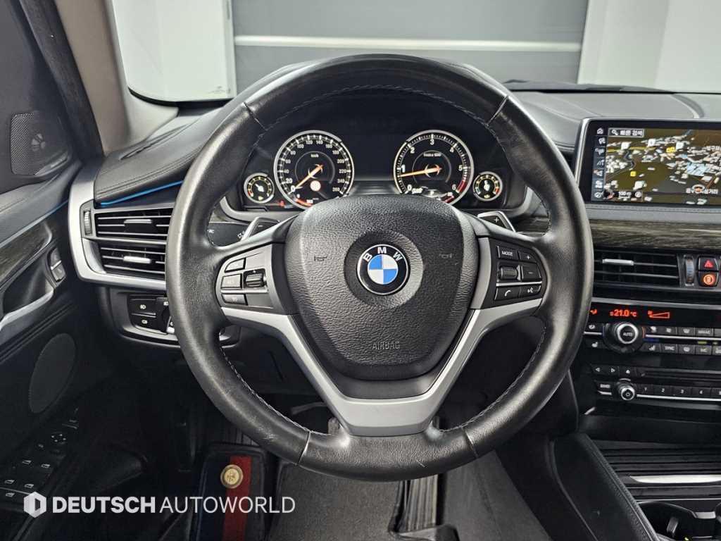 BMW X6 — photo 14