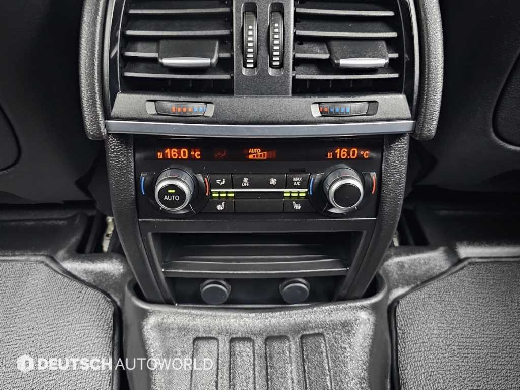 BMW X6 — photo 18