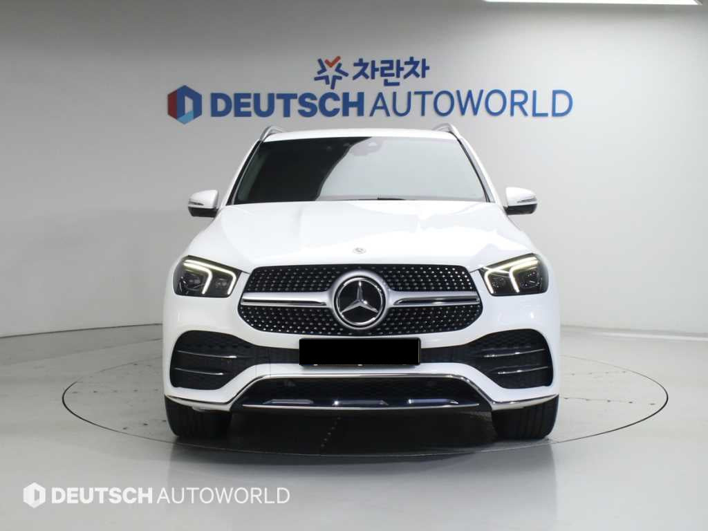 Mercedes-Benz GLE-Class — photo 03