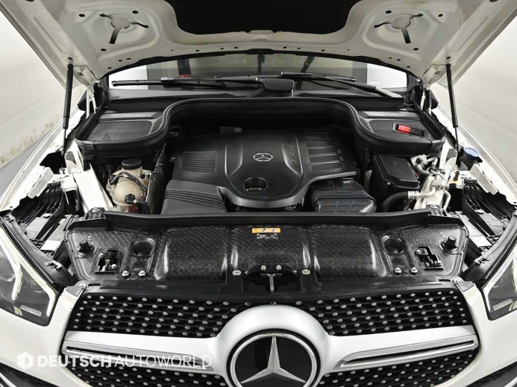 Mercedes-Benz GLE-Class — photo 06