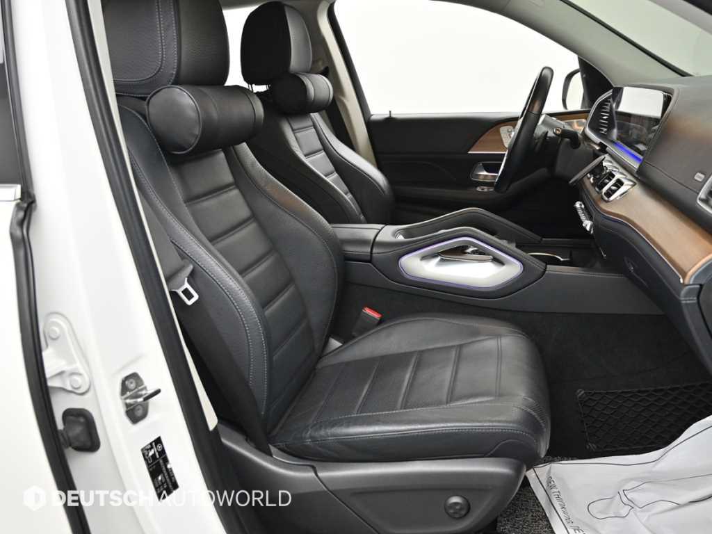 Mercedes-Benz GLE-Class — photo 10