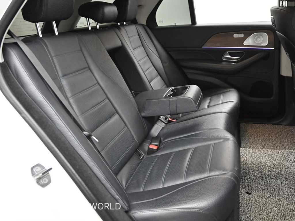 Mercedes-Benz GLE-Class — photo 12