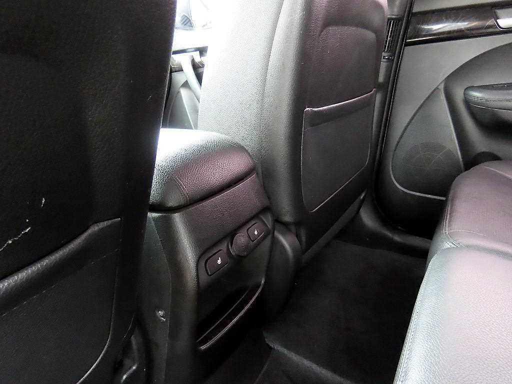 Kia Sorento — photo 17