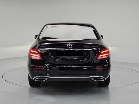 Mercedes-Benz E-Class — photo 03