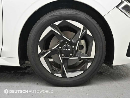 Kia K5 — photo 05
