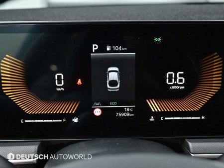 Kia K5 — photo 08