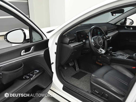 Kia K5 — photo 11
