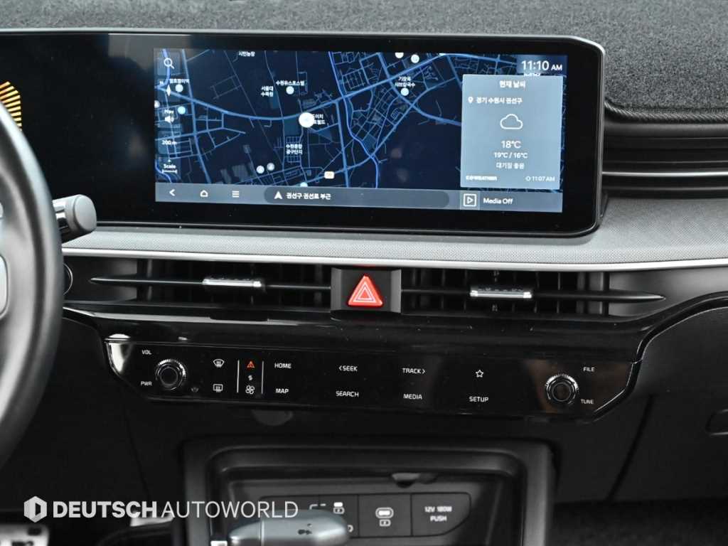 Kia K5 — photo 14