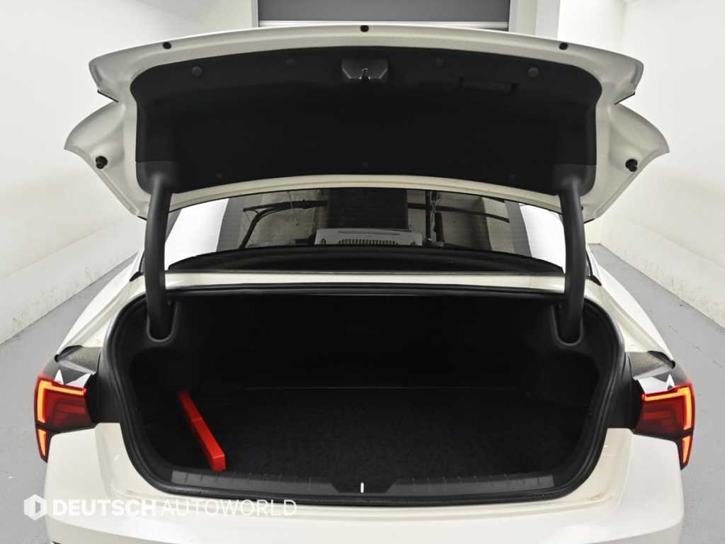 Kia K5 — photo 19
