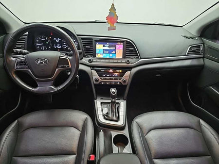 Hyundai Avante — photo 07