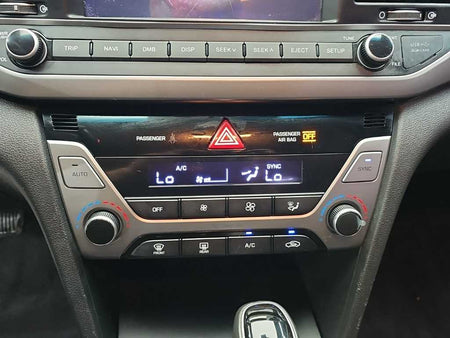 Hyundai Avante — photo 10
