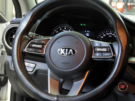 Kia K3 — photo 08