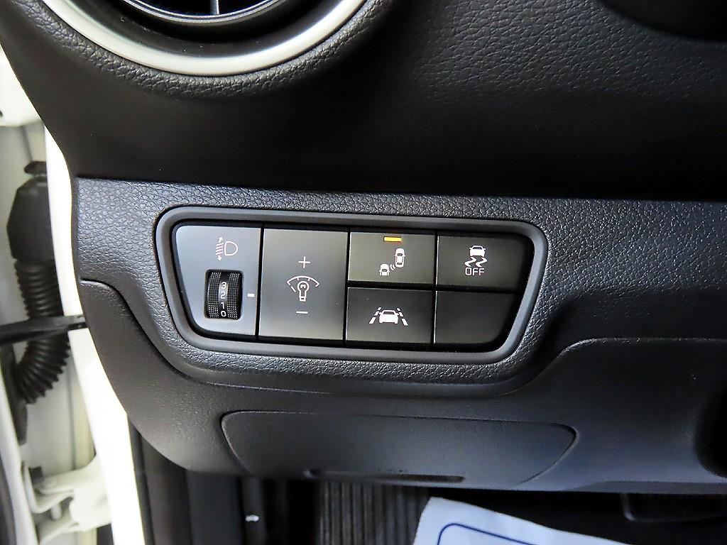 Kia K3 — photo 18