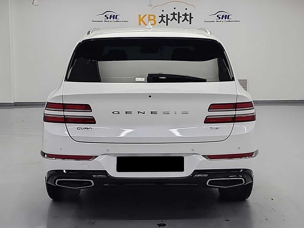 Genesis GV80 — photo 03