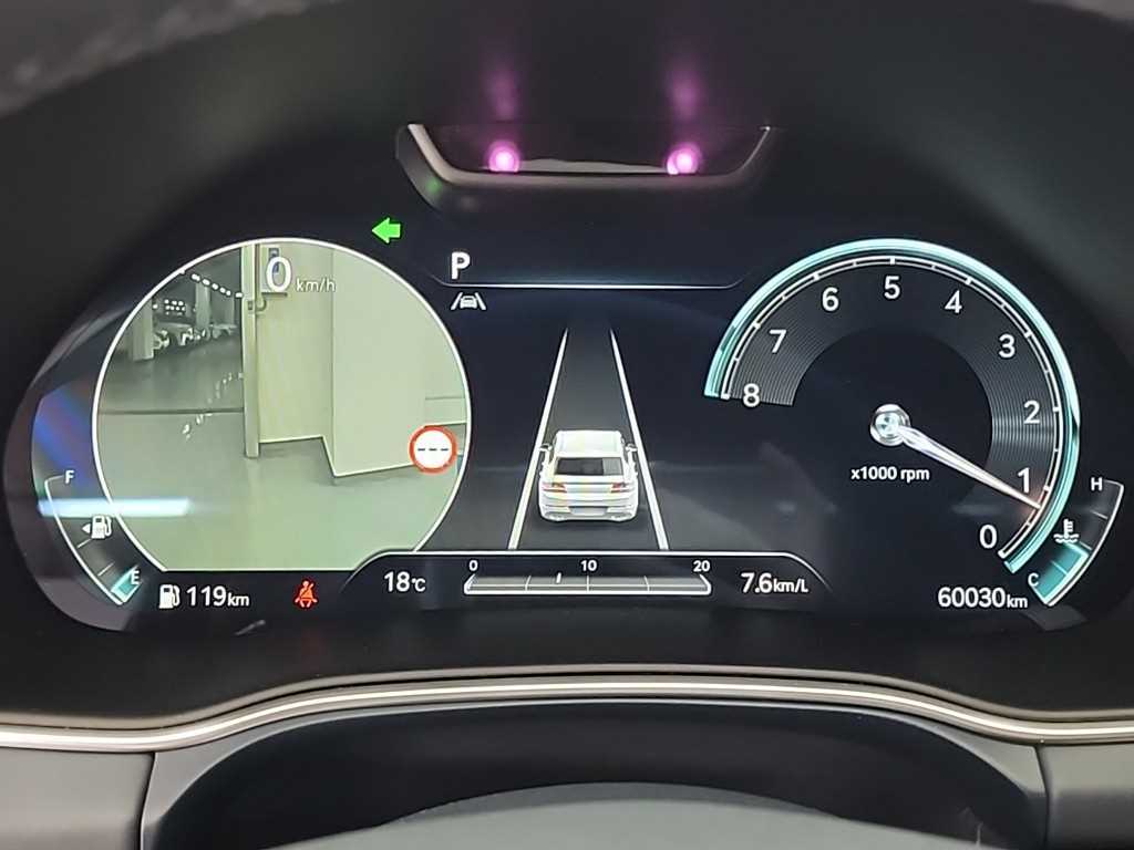 Genesis GV80 — photo 06