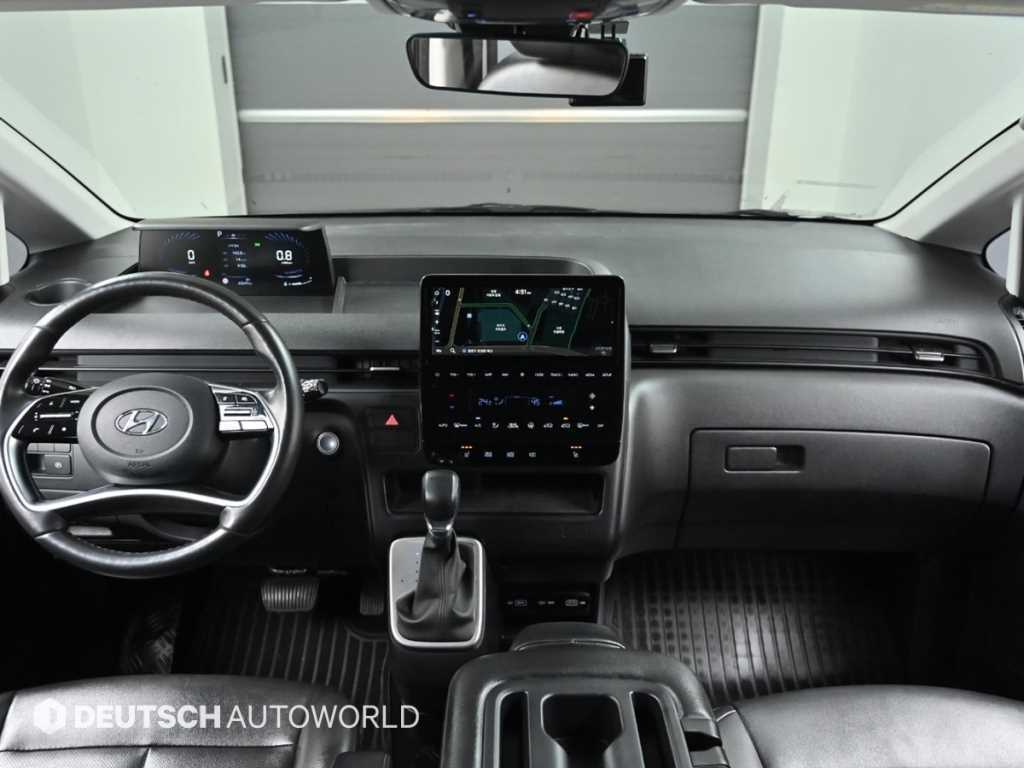 Hyundai Staria — photo 07