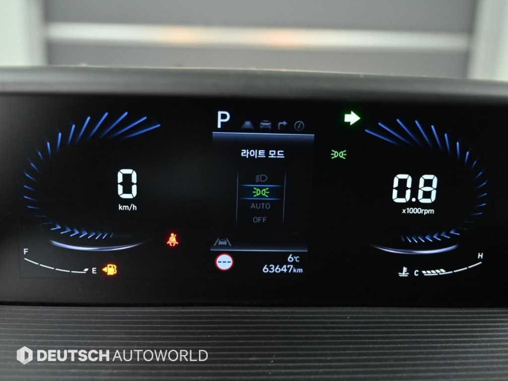 Hyundai Staria — photo 08