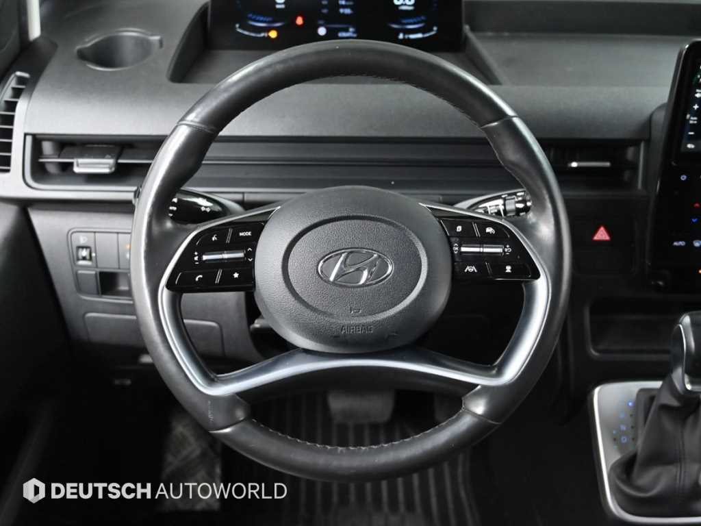 Hyundai Staria — photo 13