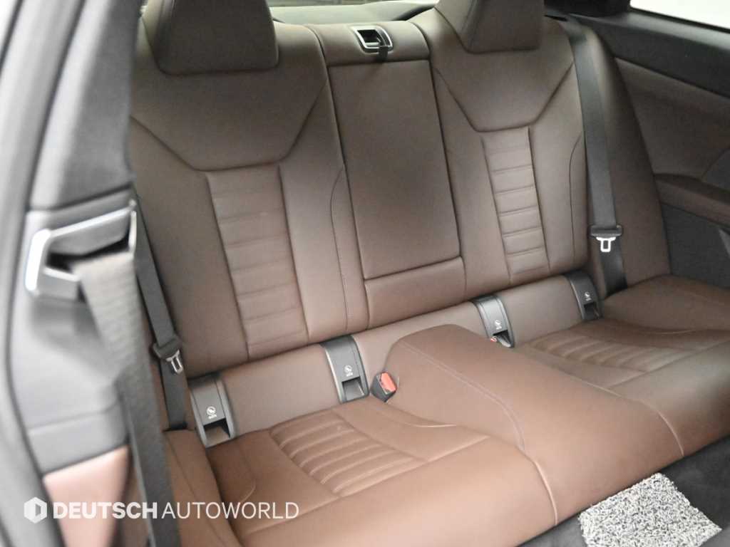 BMW 4-Series — photo 12