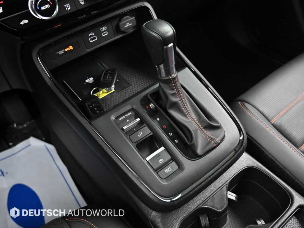 Honda CR-V — photo 09