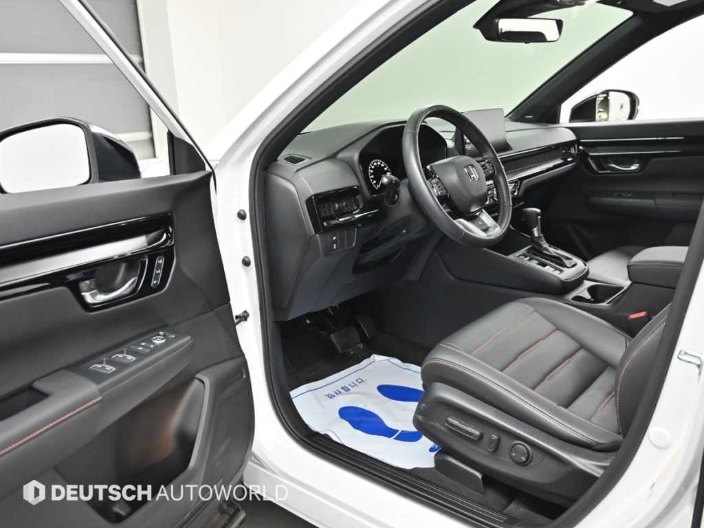 Honda CR-V — photo 11
