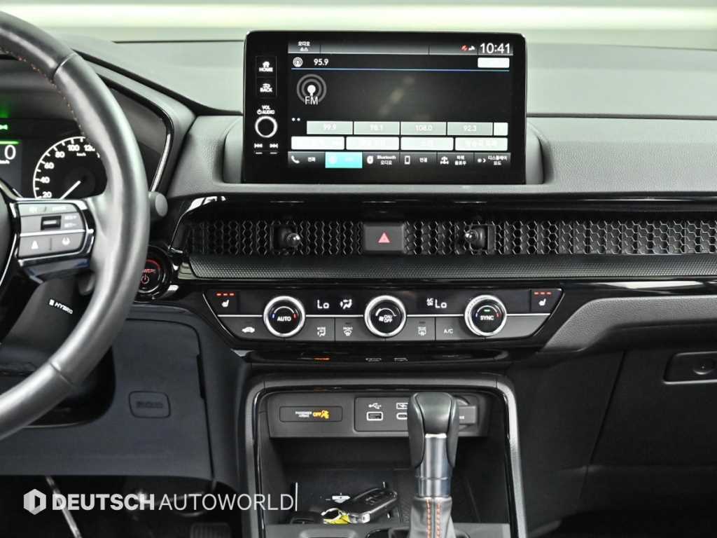 Honda CR-V — photo 14