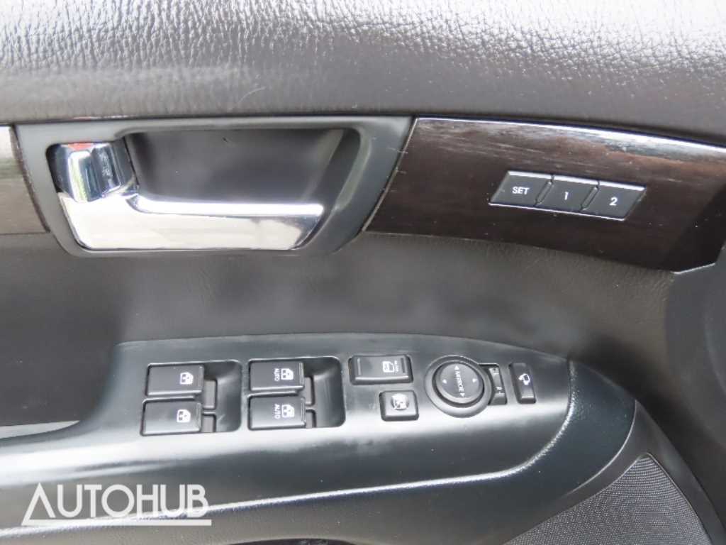 Kia Mohave — photo 13