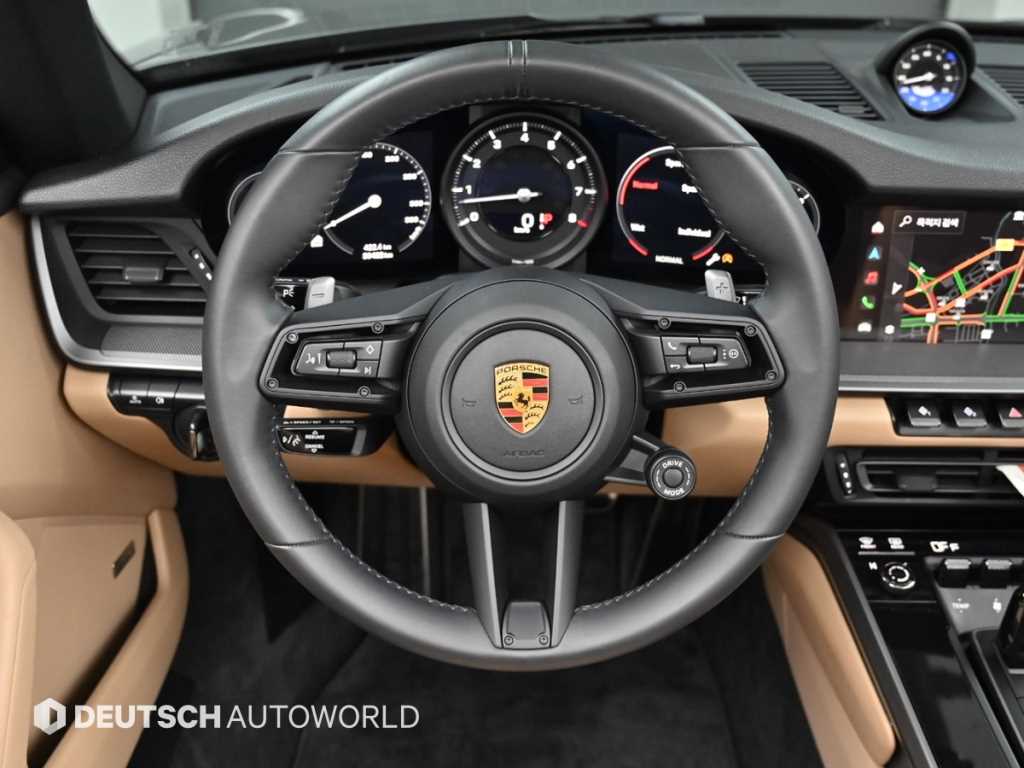 Porsche 911 — photo 12