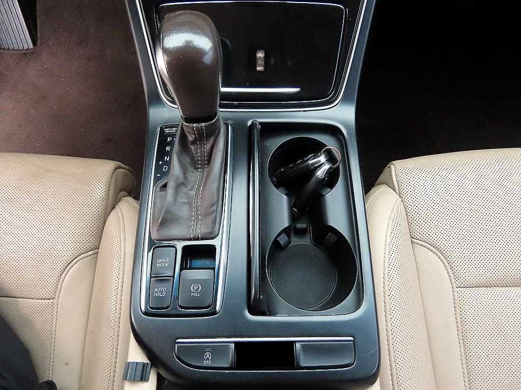 Hyundai Grandeur — photo 10