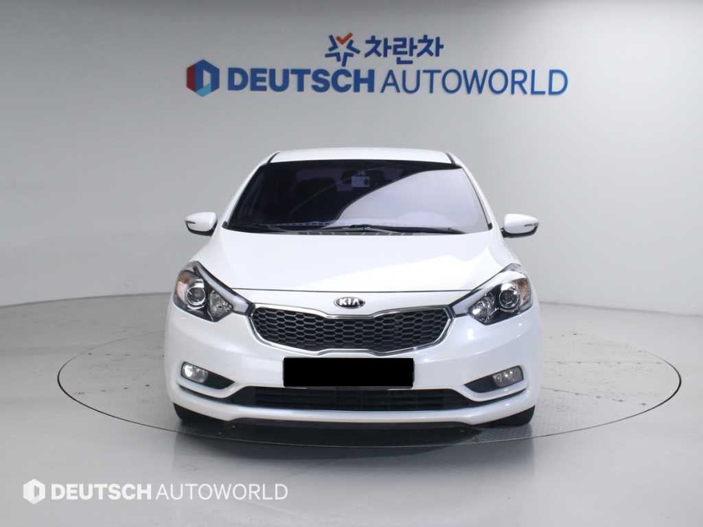 Kia K3 — photo 03