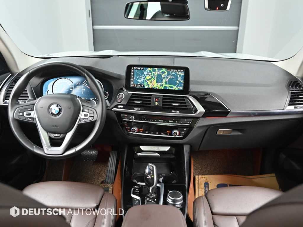 BMW X3 — photo 07