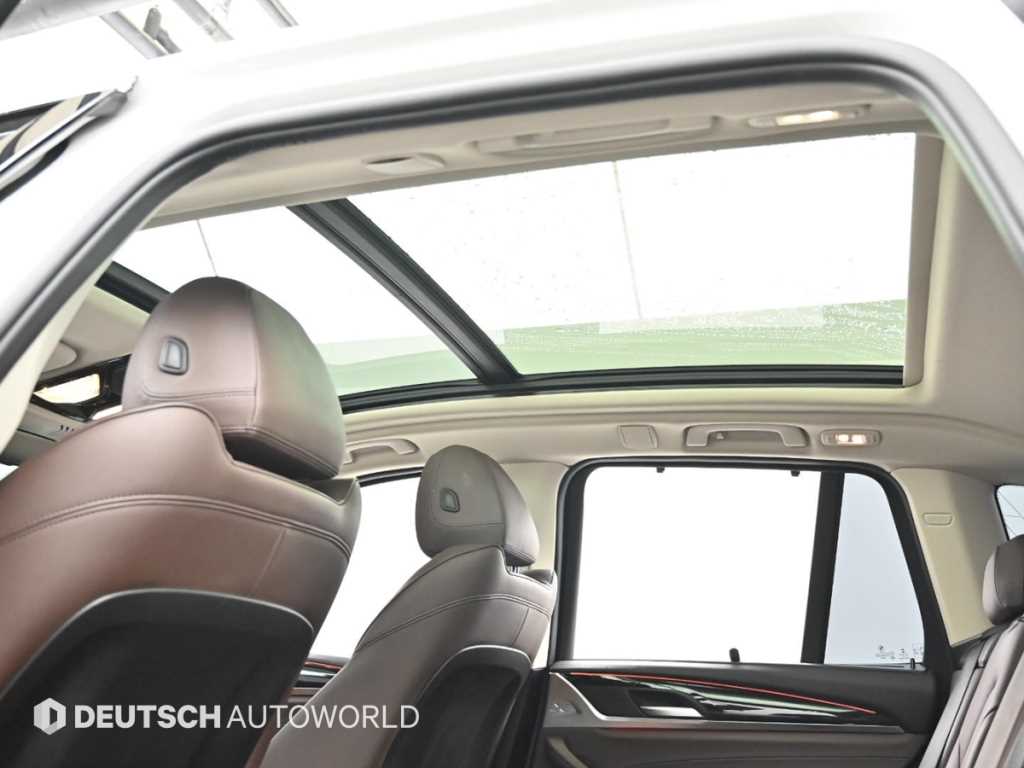 BMW X3 — photo 18
