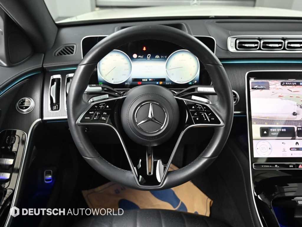 Mercedes-Benz S-Class — photo 13