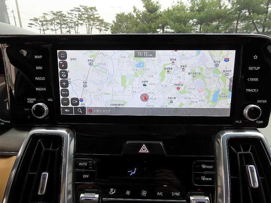 Kia Sorento — photo 14