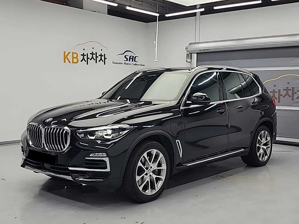 BMW X5 — photo 04