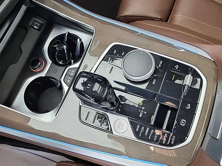 BMW X5 — photo 08