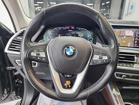BMW X5 — photo 09