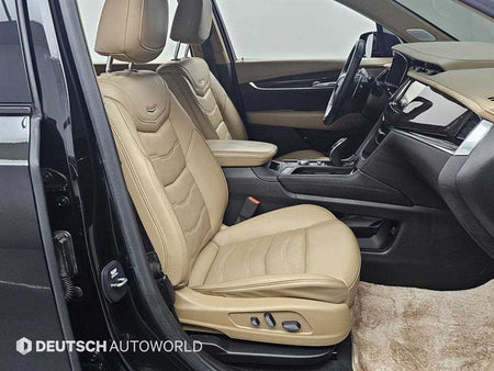 Cadillac XT6 — photo 10