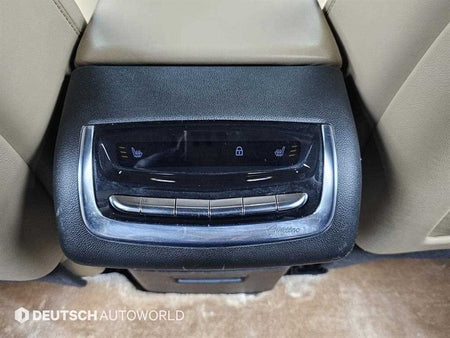 Cadillac XT6 — photo 16