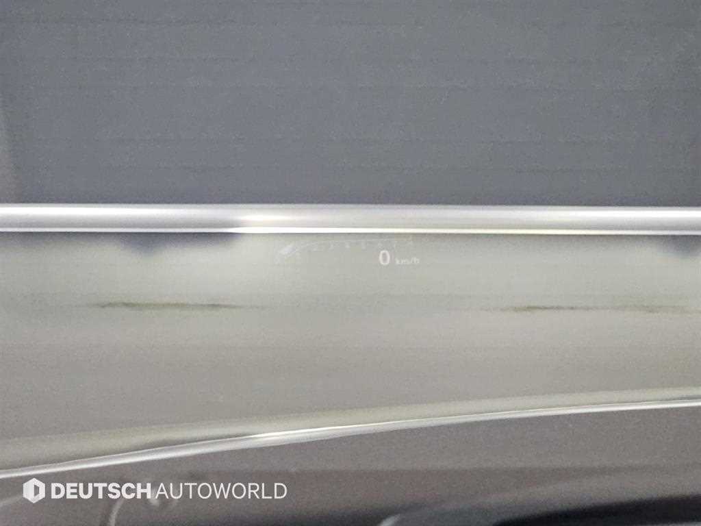 Cadillac XT6 — photo 17