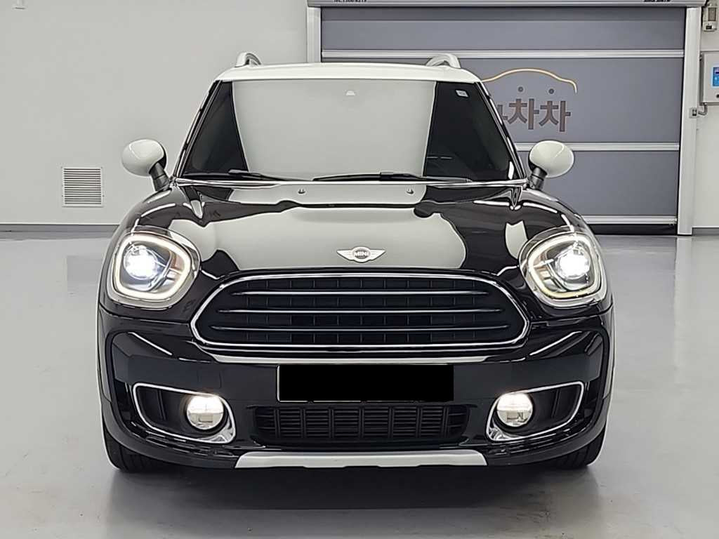 Mini Countryman — photo 02