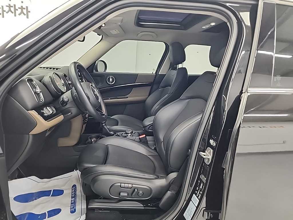 Mini Countryman — photo 11