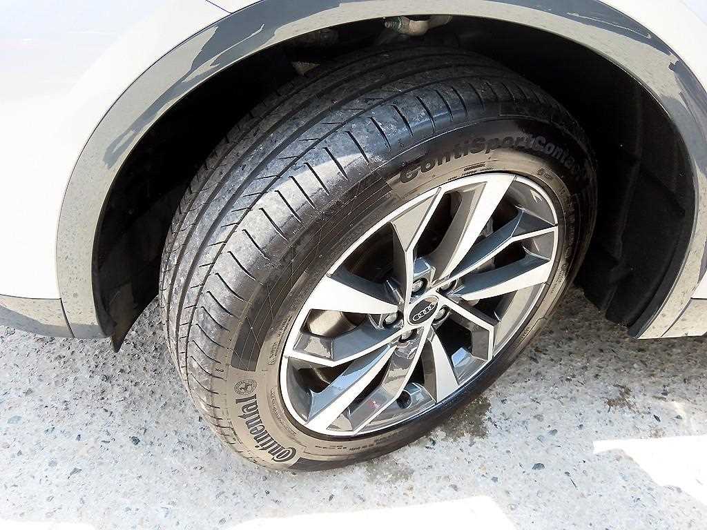 Audi Q5 — photo 20