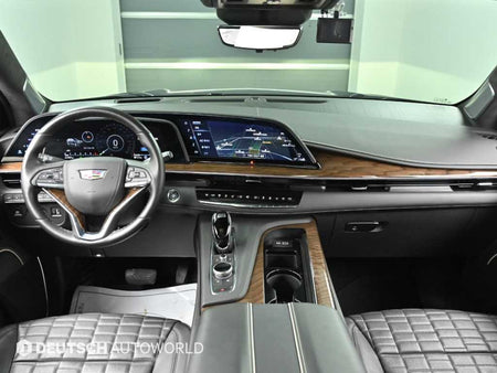 Cadillac Escalade — photo 07