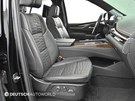 Cadillac Escalade — photo 10