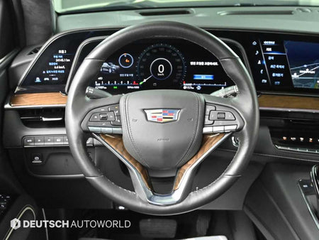 Cadillac Escalade — photo 13
