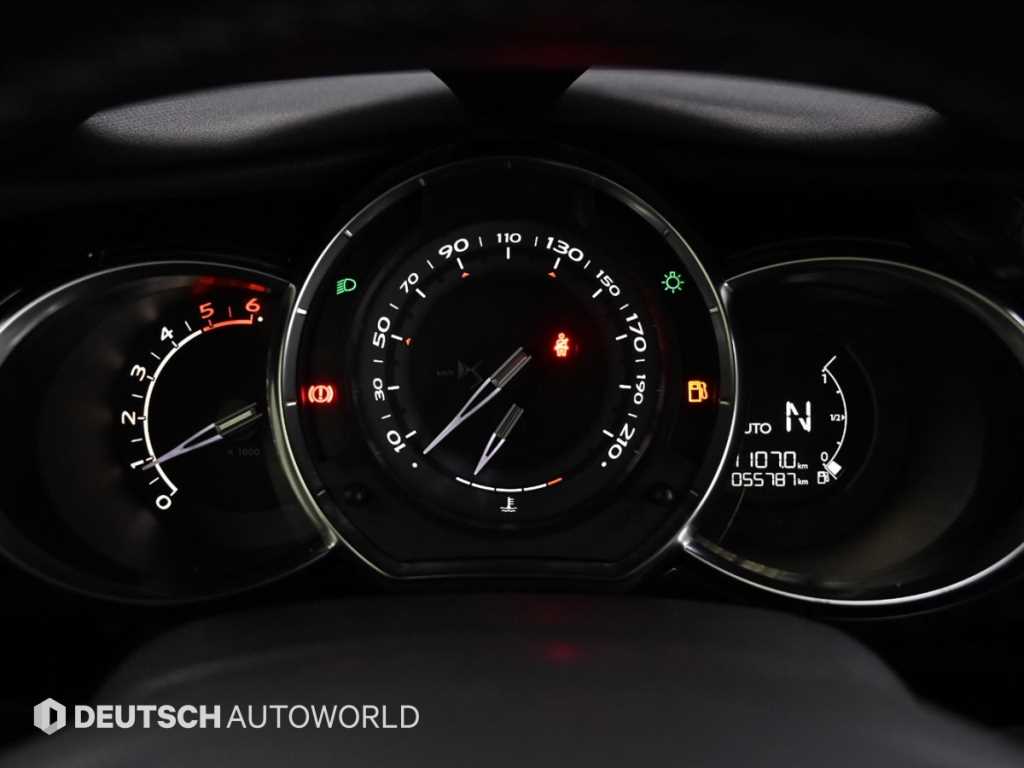 DS Automobiles DS3 — photo 08