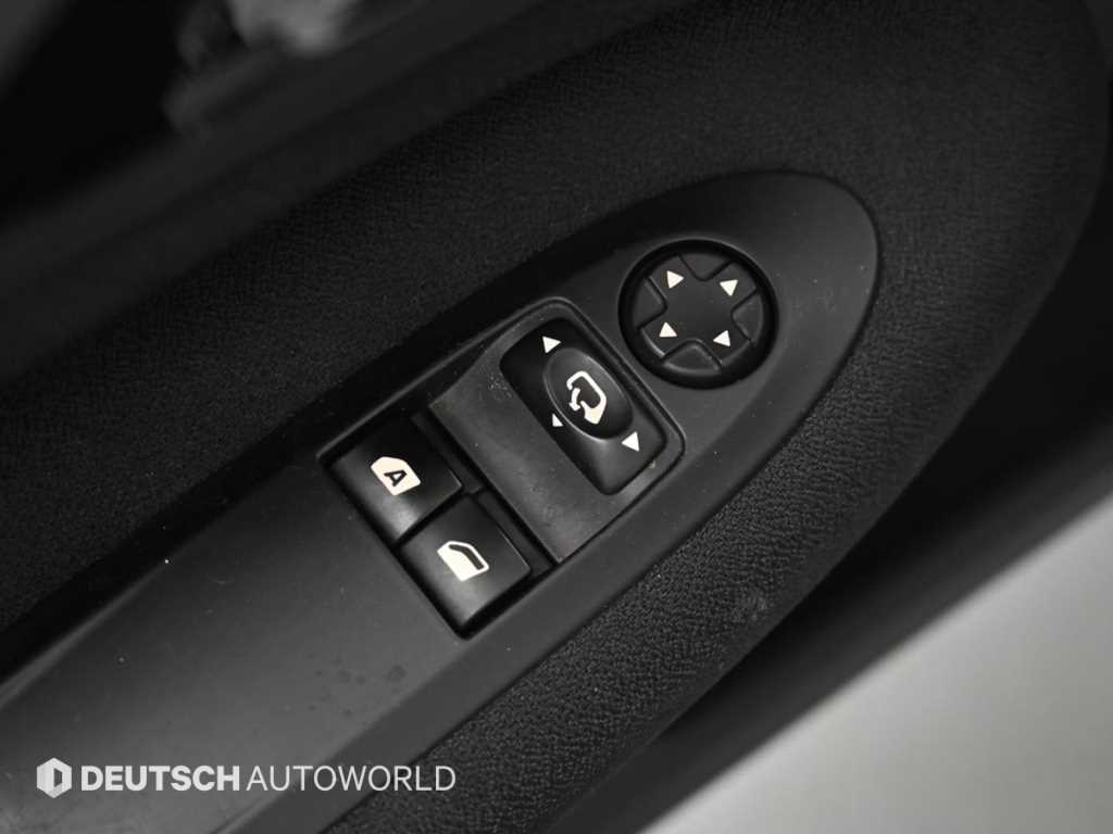 DS Automobiles DS3 — photo 18