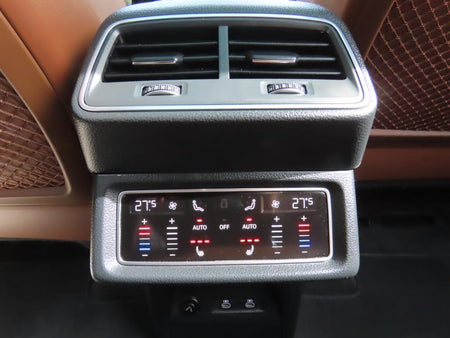 Audi e-tron — photo 08