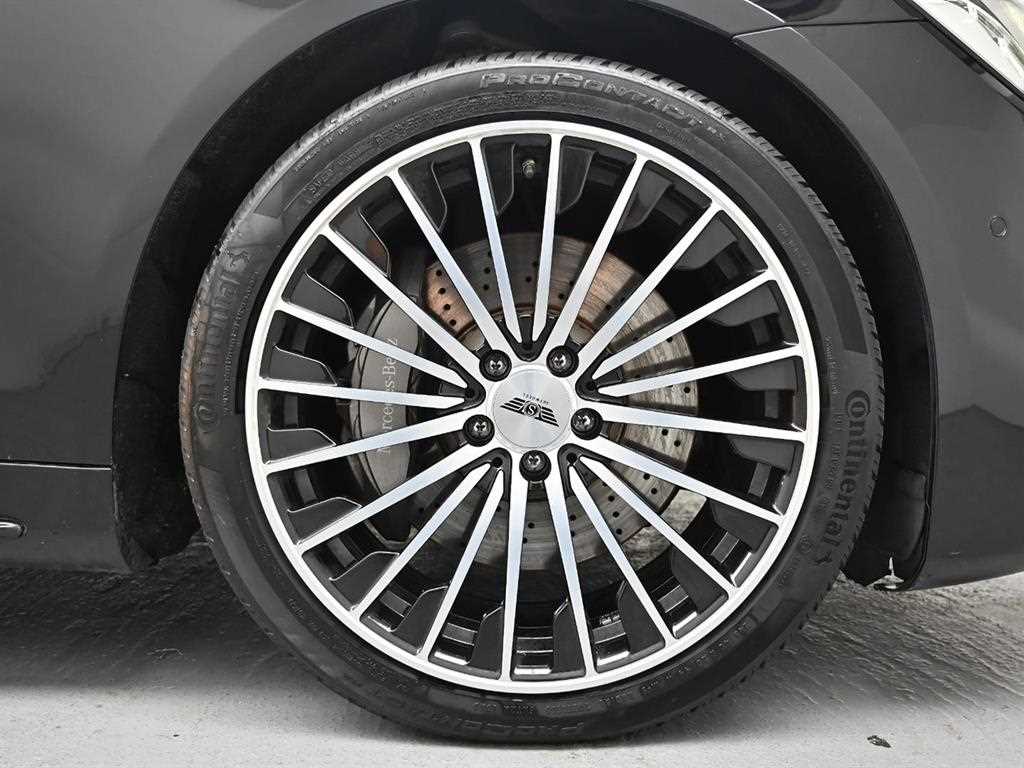 Mercedes-Benz S-Class — photo 05